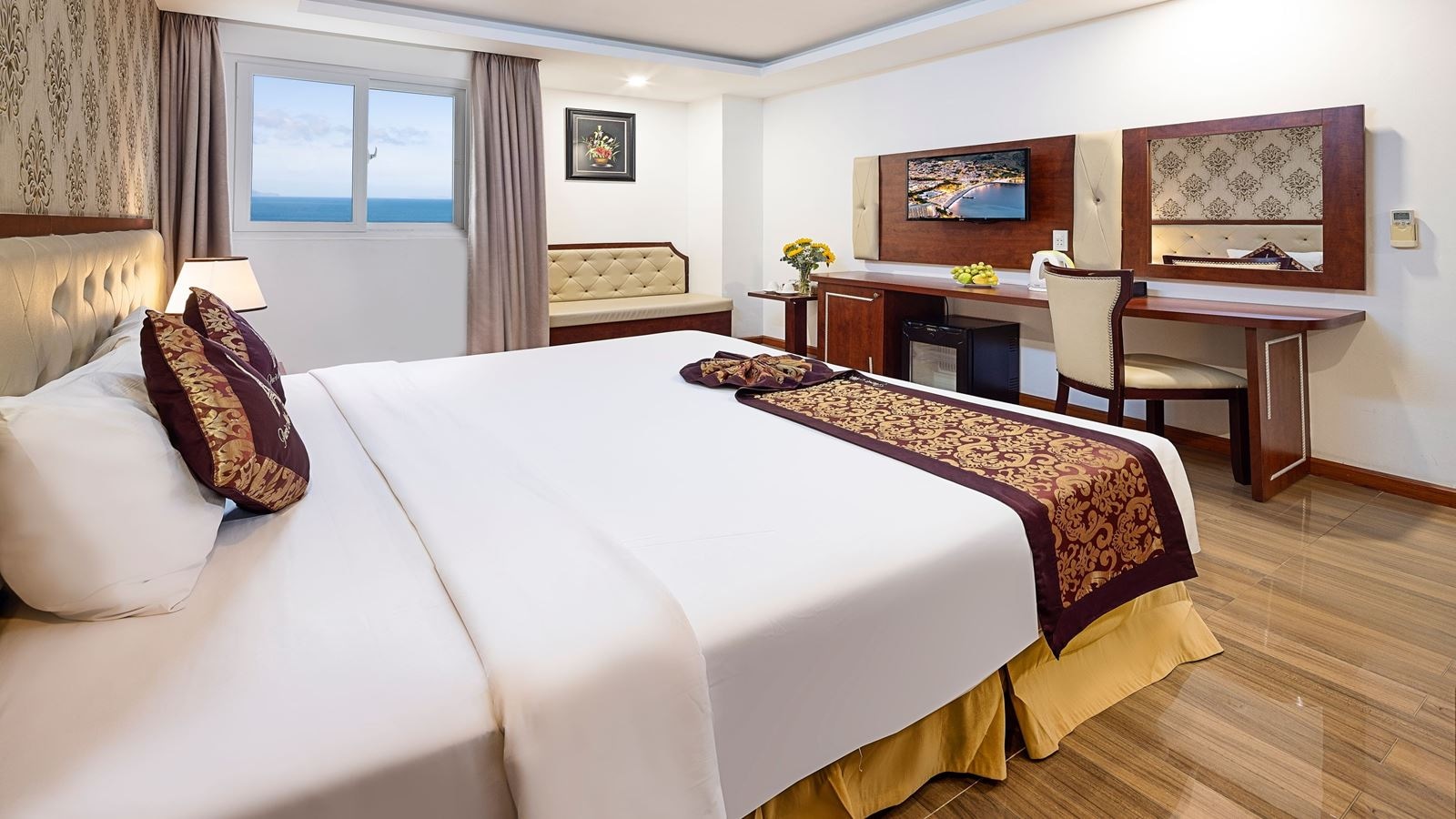 rooms-room-deluxe-seaview