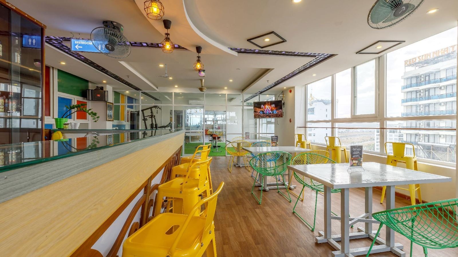 restaurants-main-restaurant