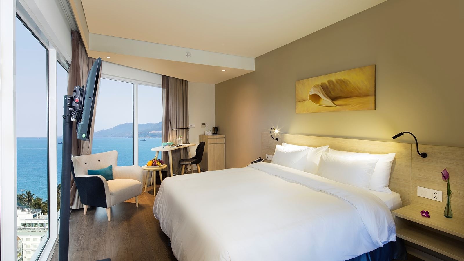 rooms-room-executive-club-child-without-extra-bed