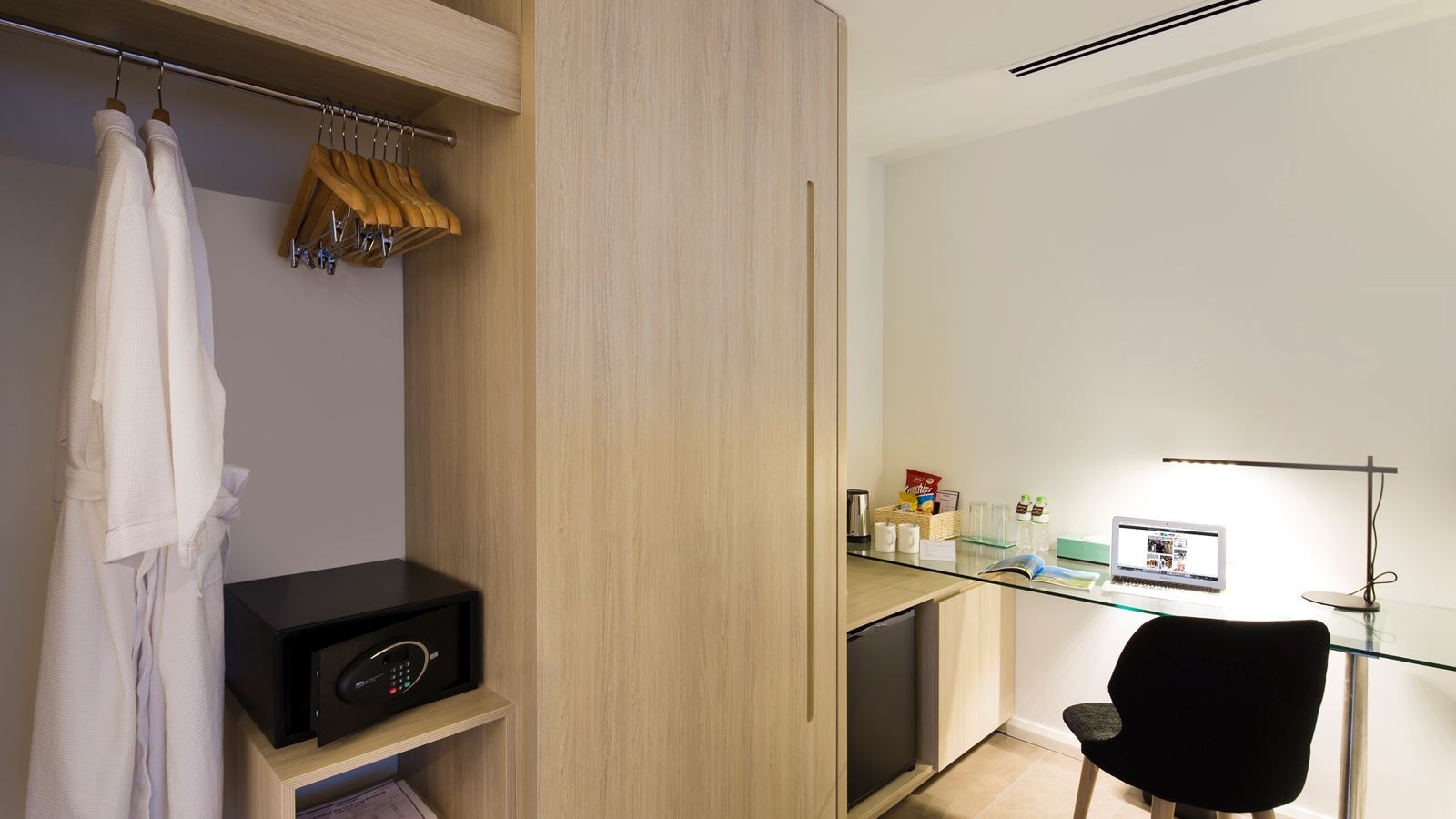 rooms-signature-room-child-without-extra-bed