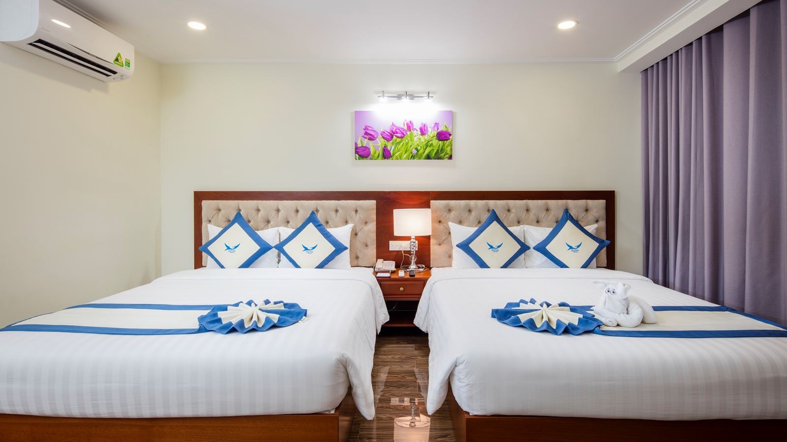 rooms-deluxe-city-view