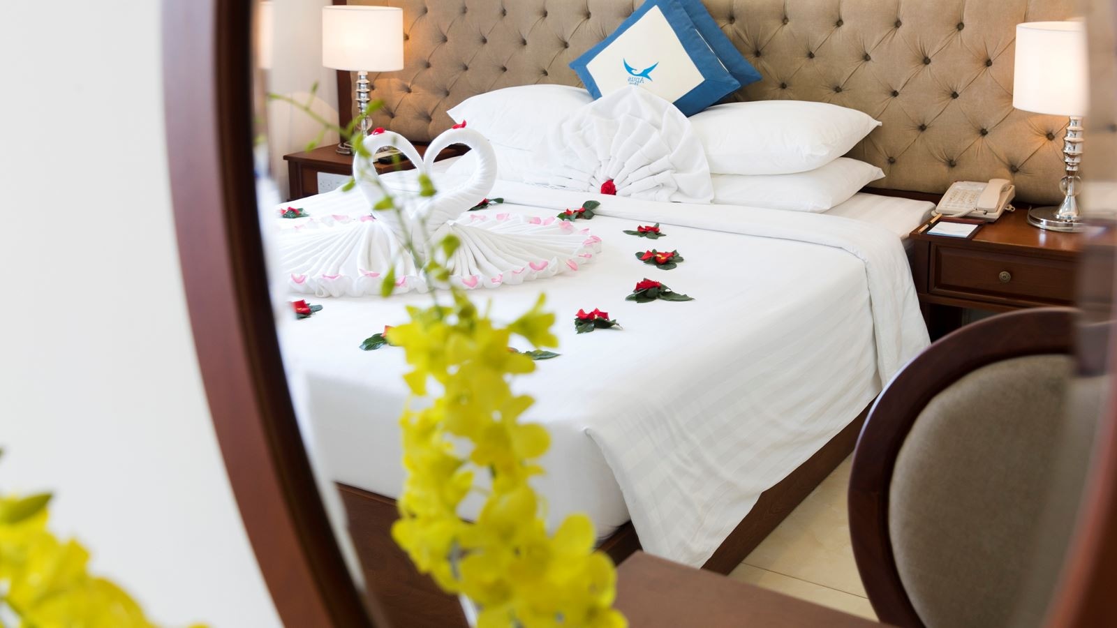 rooms-deluxe-sea-view