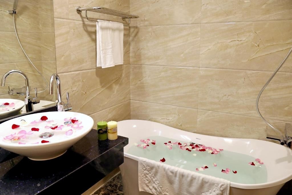 rooms-deluxe-sea-view