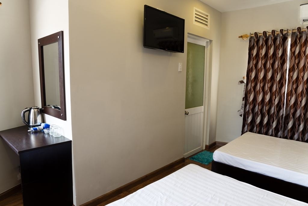 rooms-deluxe-rooms-with-window