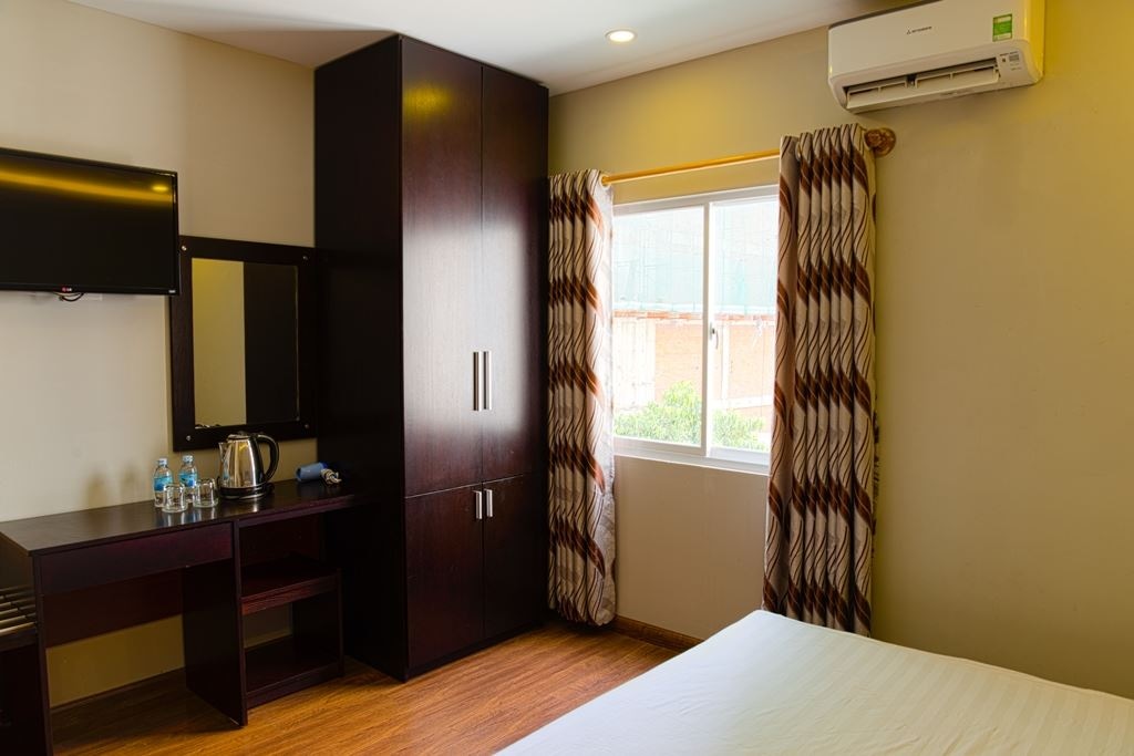 rooms-deluxe-rooms-with-window