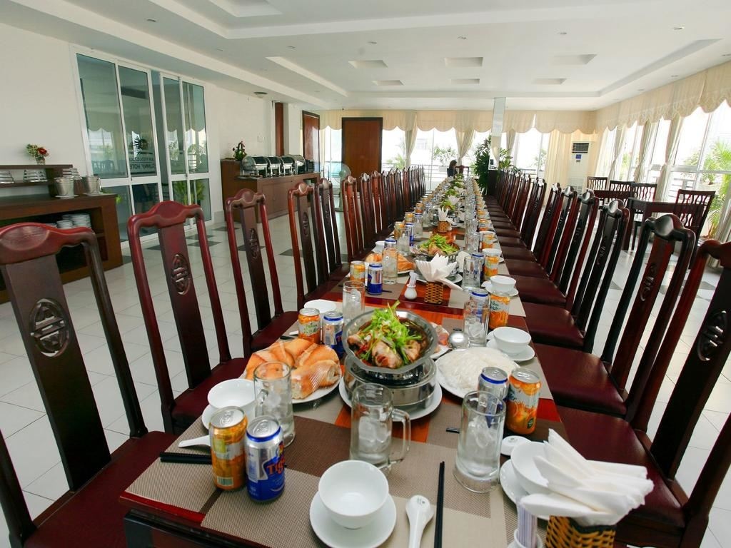 restaurants-main-restaurant