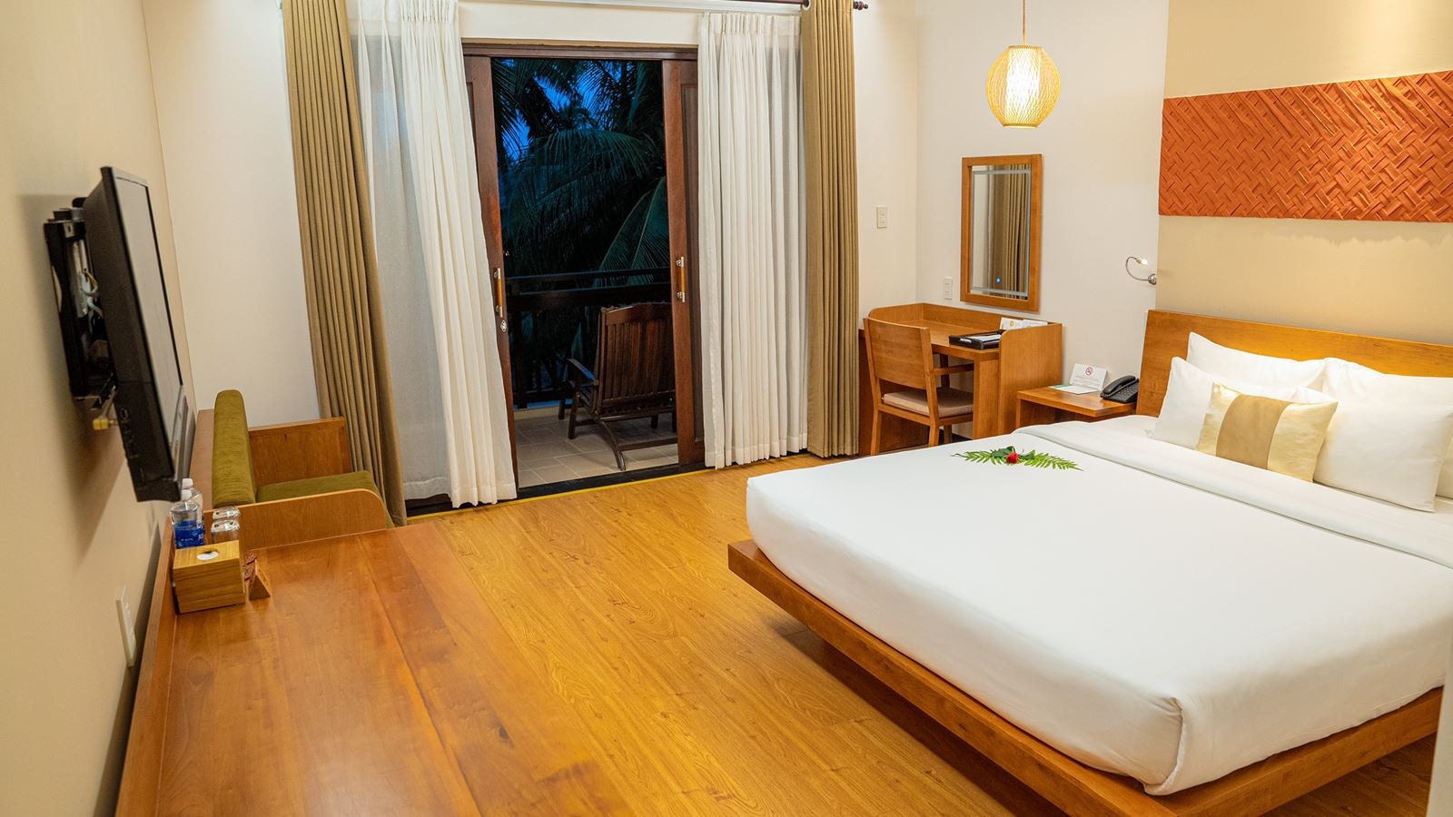 rooms-the-nova-deluxe-garden-view-with-balcony