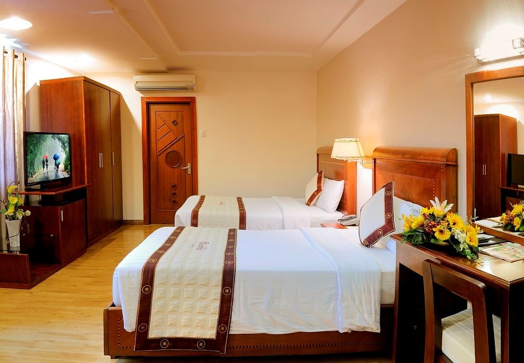 rooms-grand-deluxe-room