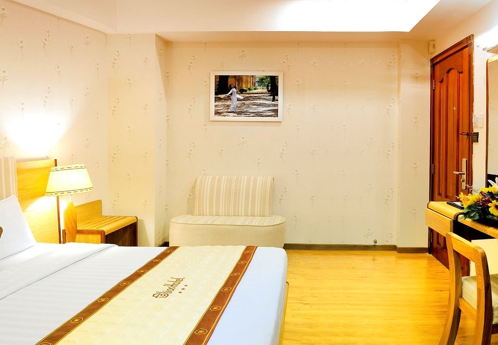 rooms-superior-no-window