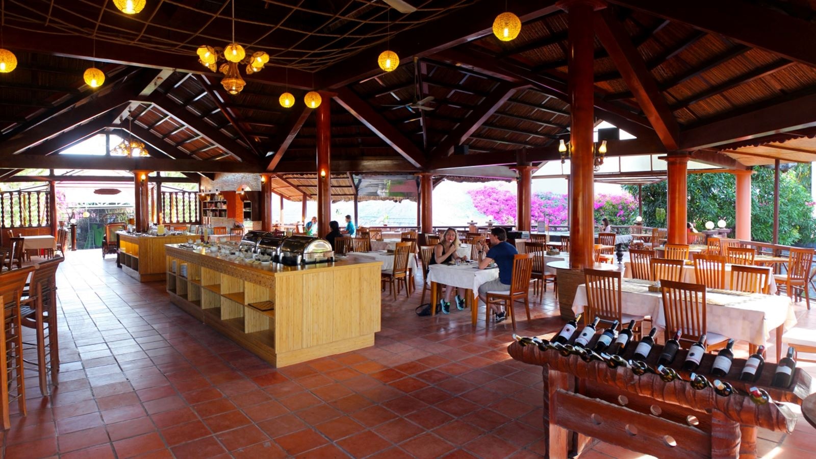 restaurants-restaurants