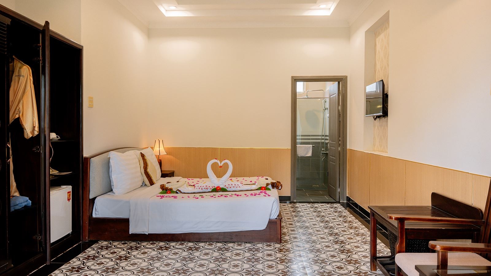 rooms-villa-gardenview-with-terrace