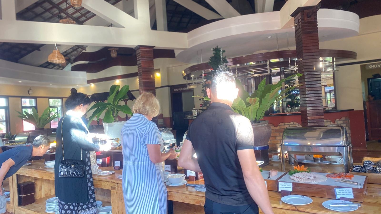 restaurants-ocean-star-restaurant