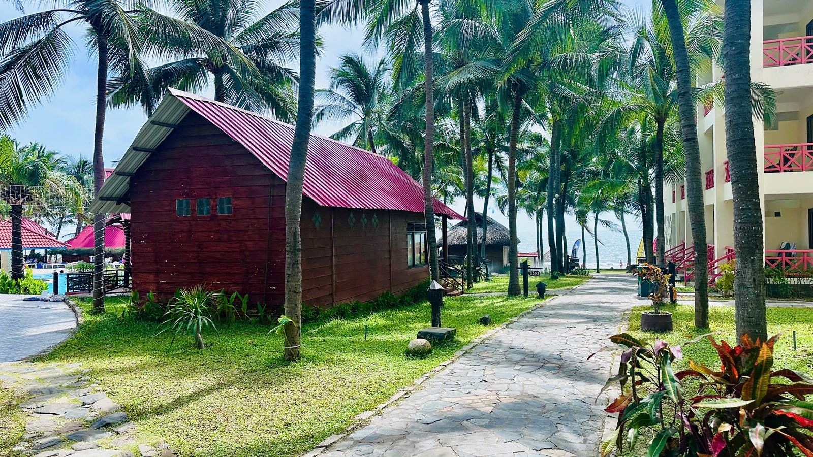 rooms-beach-front-bungalow-with-terrace
