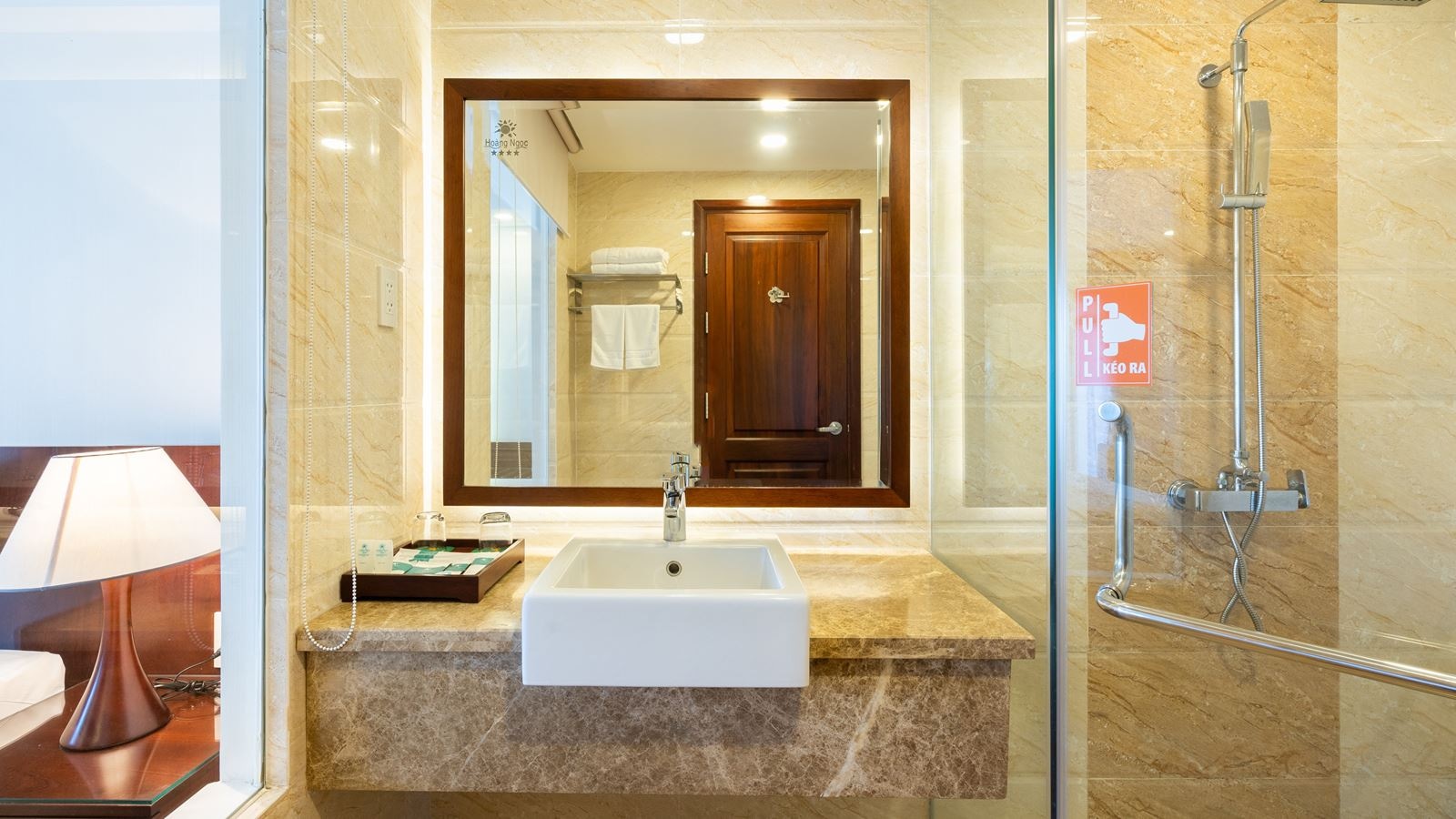 rooms-superior-city-view-with-balcony