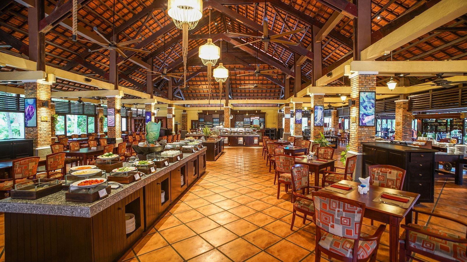 restaurants-cafe-blue-lagoon