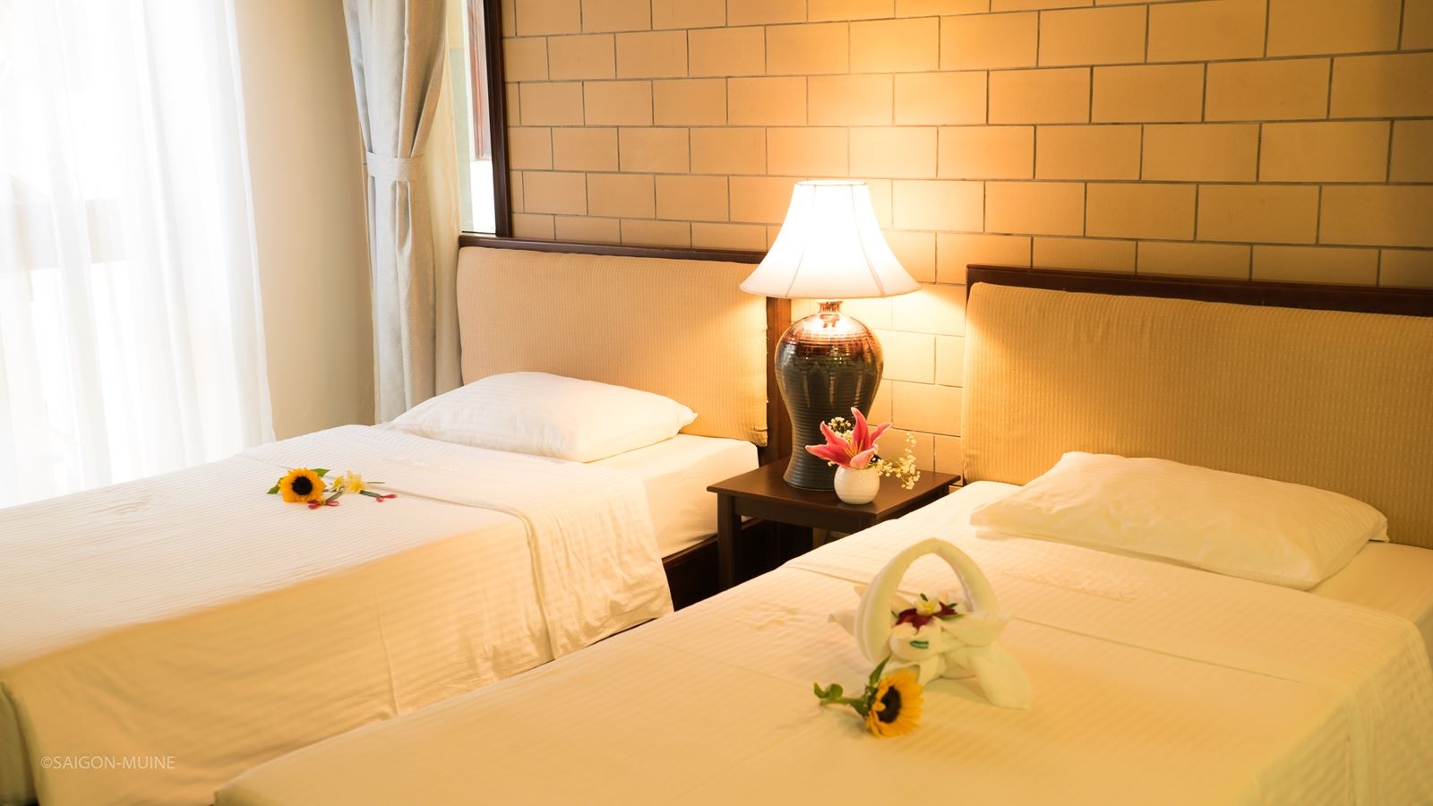 rooms-standard-with-window-child-without-extra-bed