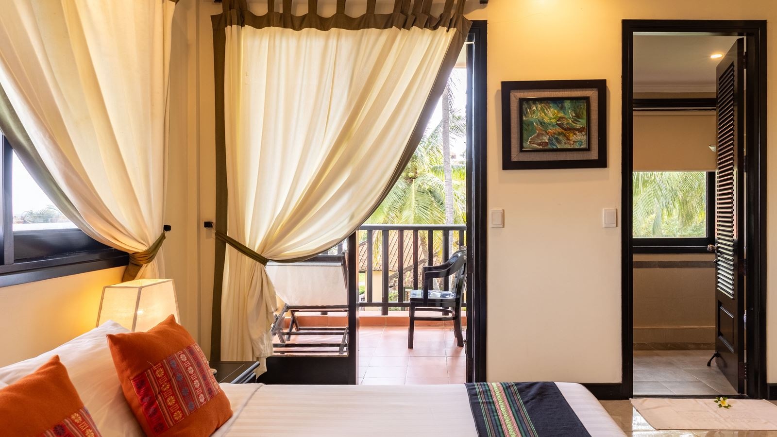 rooms-room-deluxe-sea-view-balcony-child-without-extra-bed