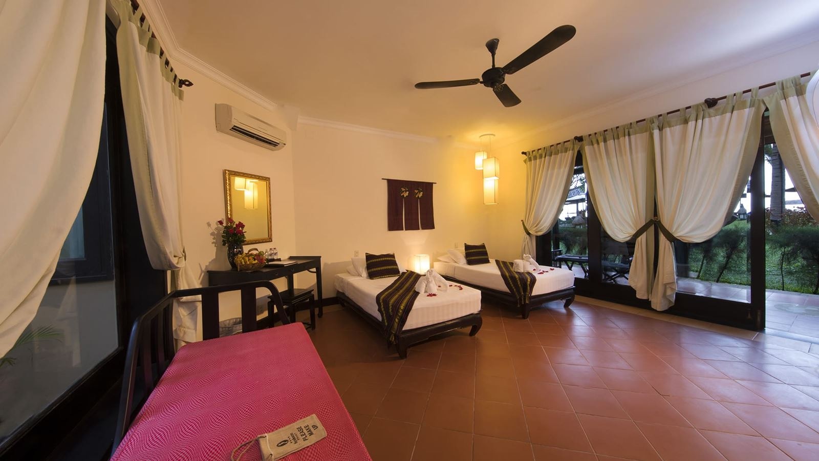 rooms-bungalow-pool-view-with-terrace-child-without-extra-bed