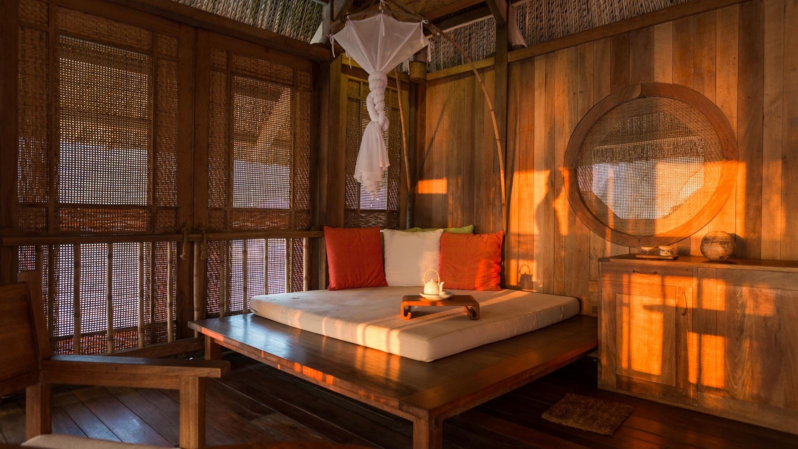 rooms-water-pool-villa