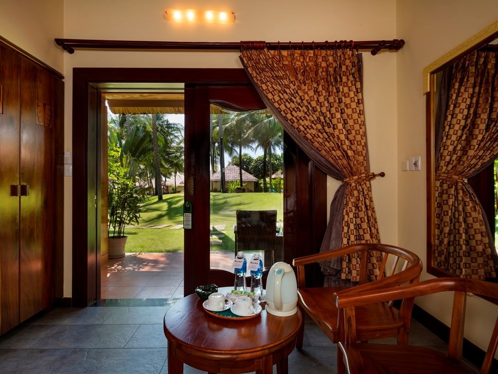 rooms-bungalow-deuxe-garden-view-with-terrace