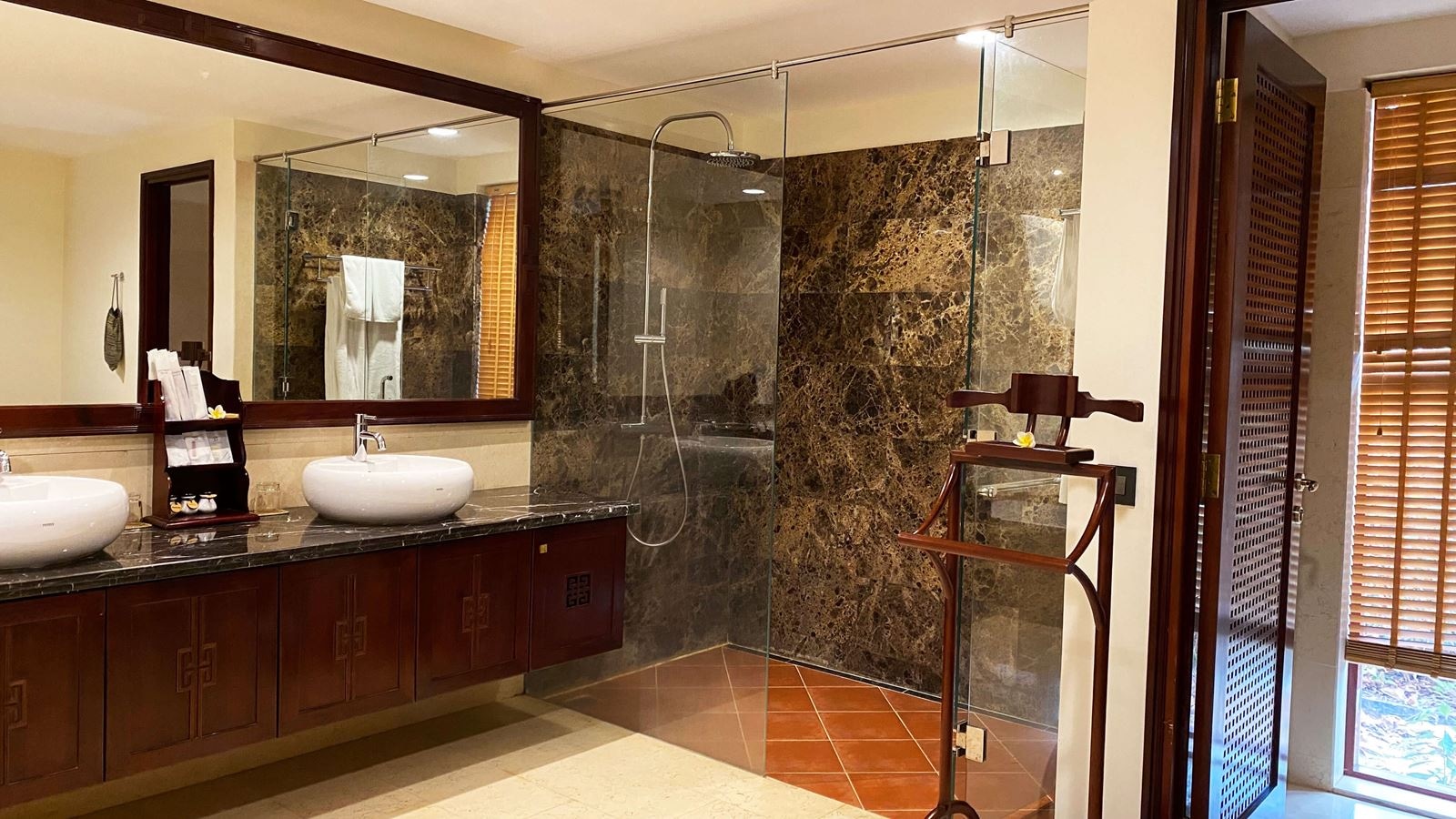 rooms-deluxe-suite-child-without-extra-bed