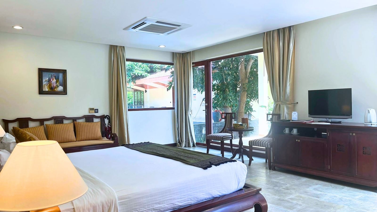 rooms-deluxe-suite-child-without-extra-bed