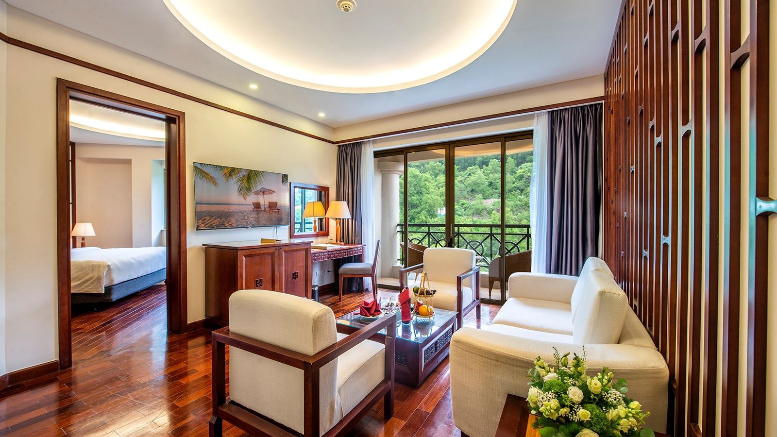 rooms-junior-suite-hill-view