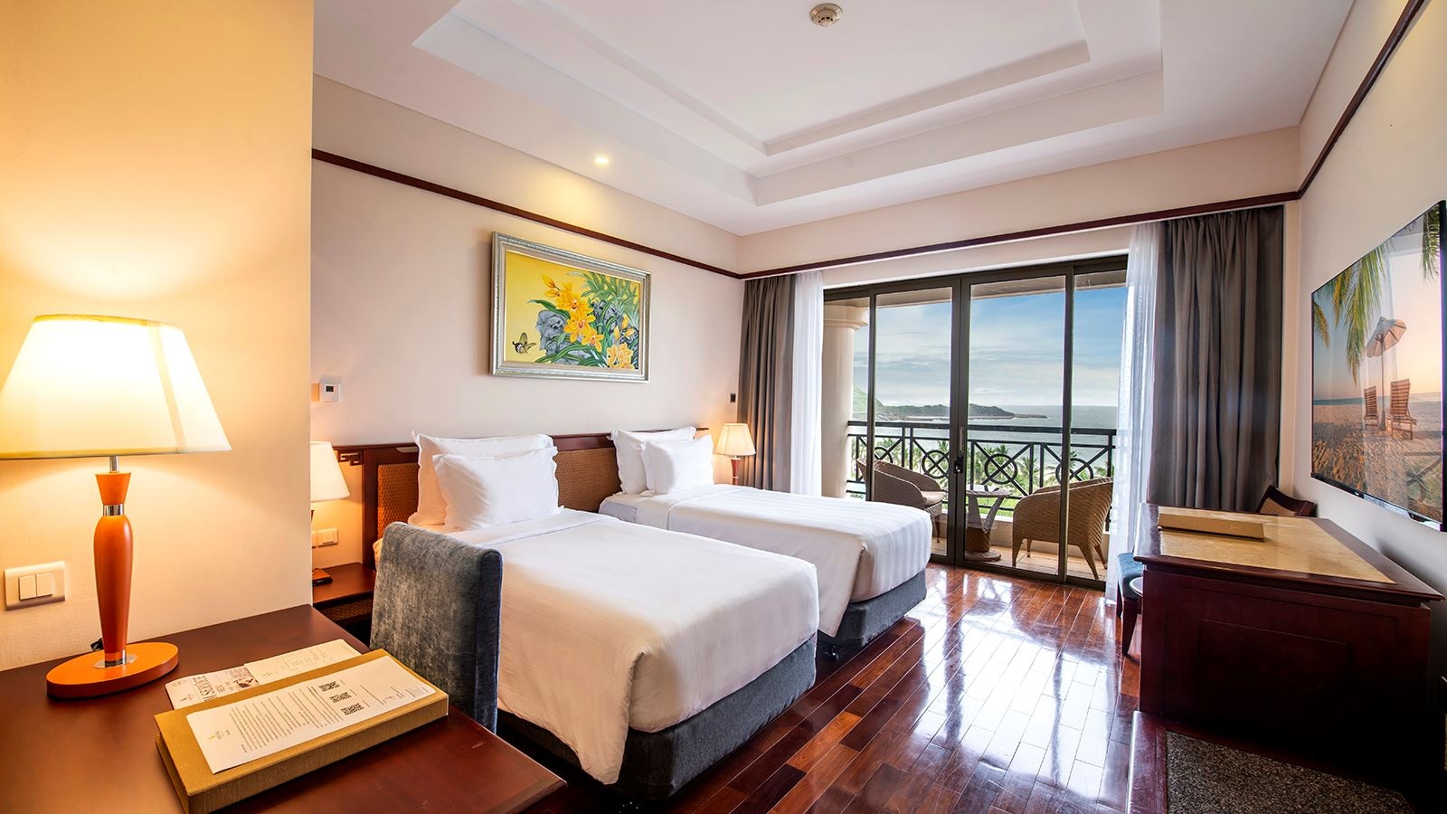 rooms-deluxe-ocean-view
