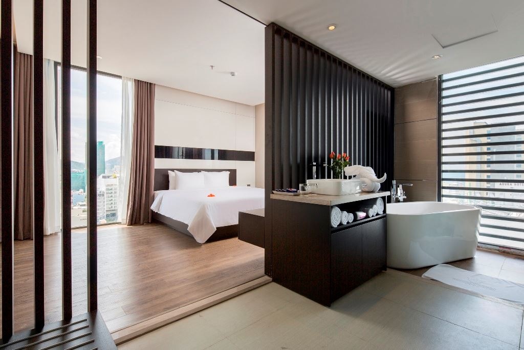 rooms-premier-deluxe-sea-view-with-window-child-without-extra-bed