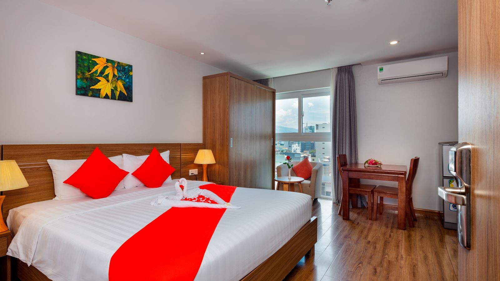 rooms-deluxe-double-apartments