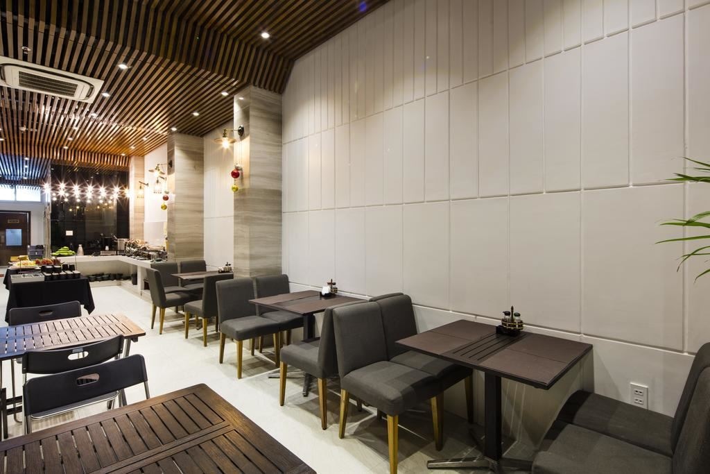 restaurants-maun-restaurant