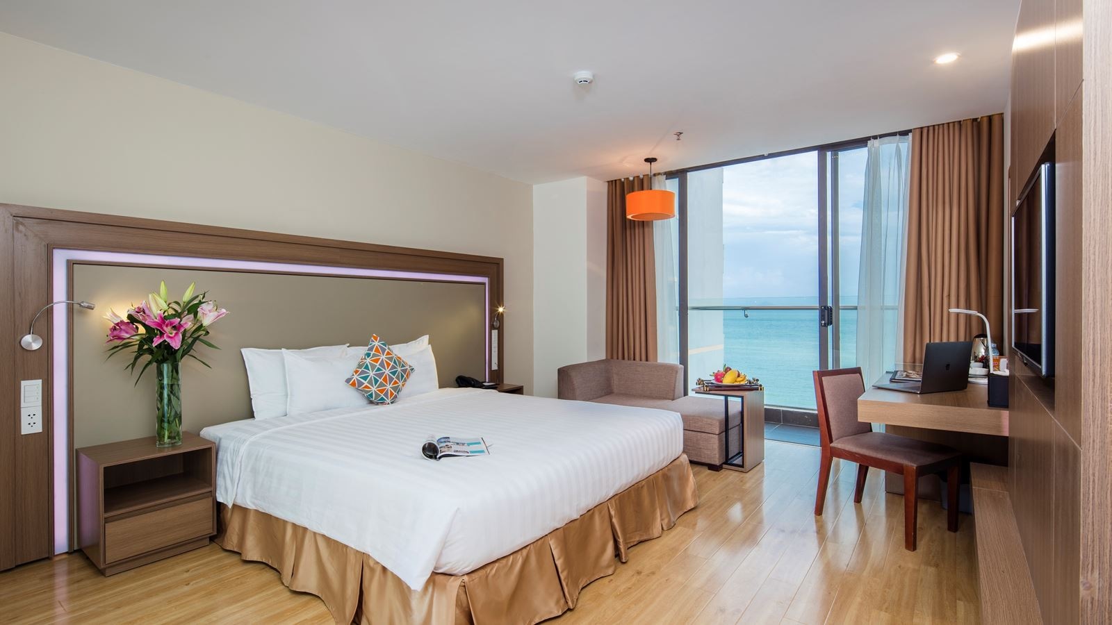 rooms-room-executive-ocean-view