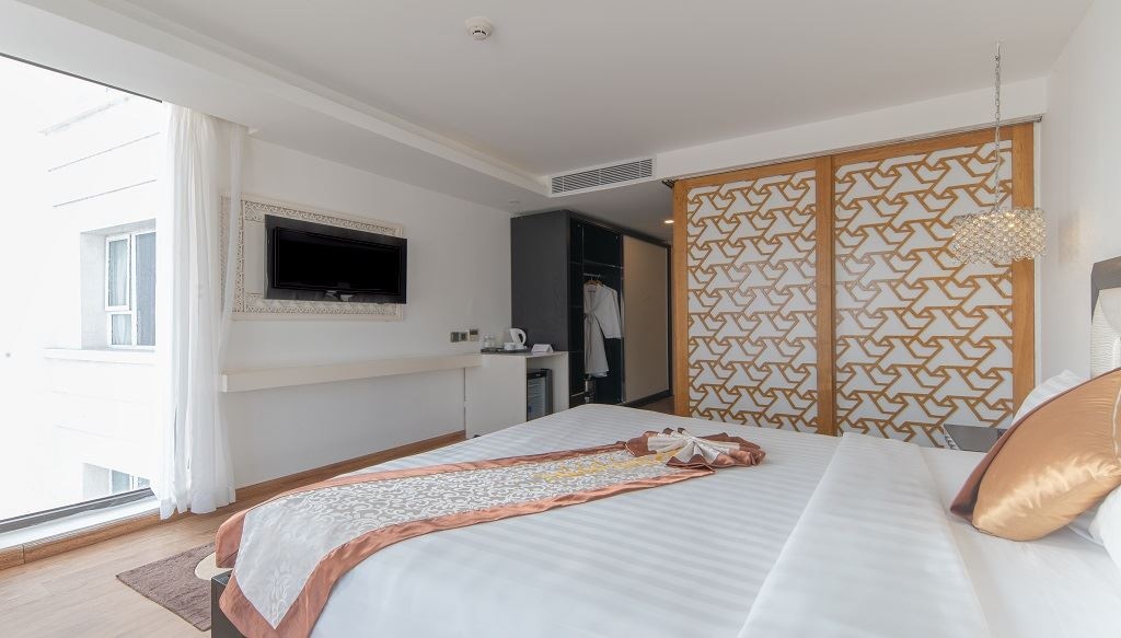 rooms-senior-deluxe-seaview
