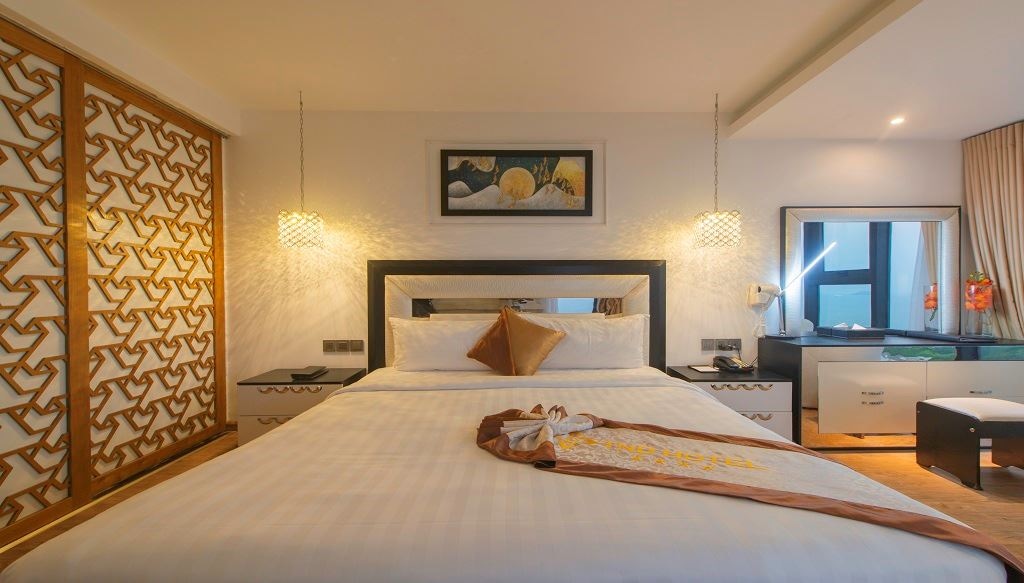 rooms-senior-deluxe-seaview