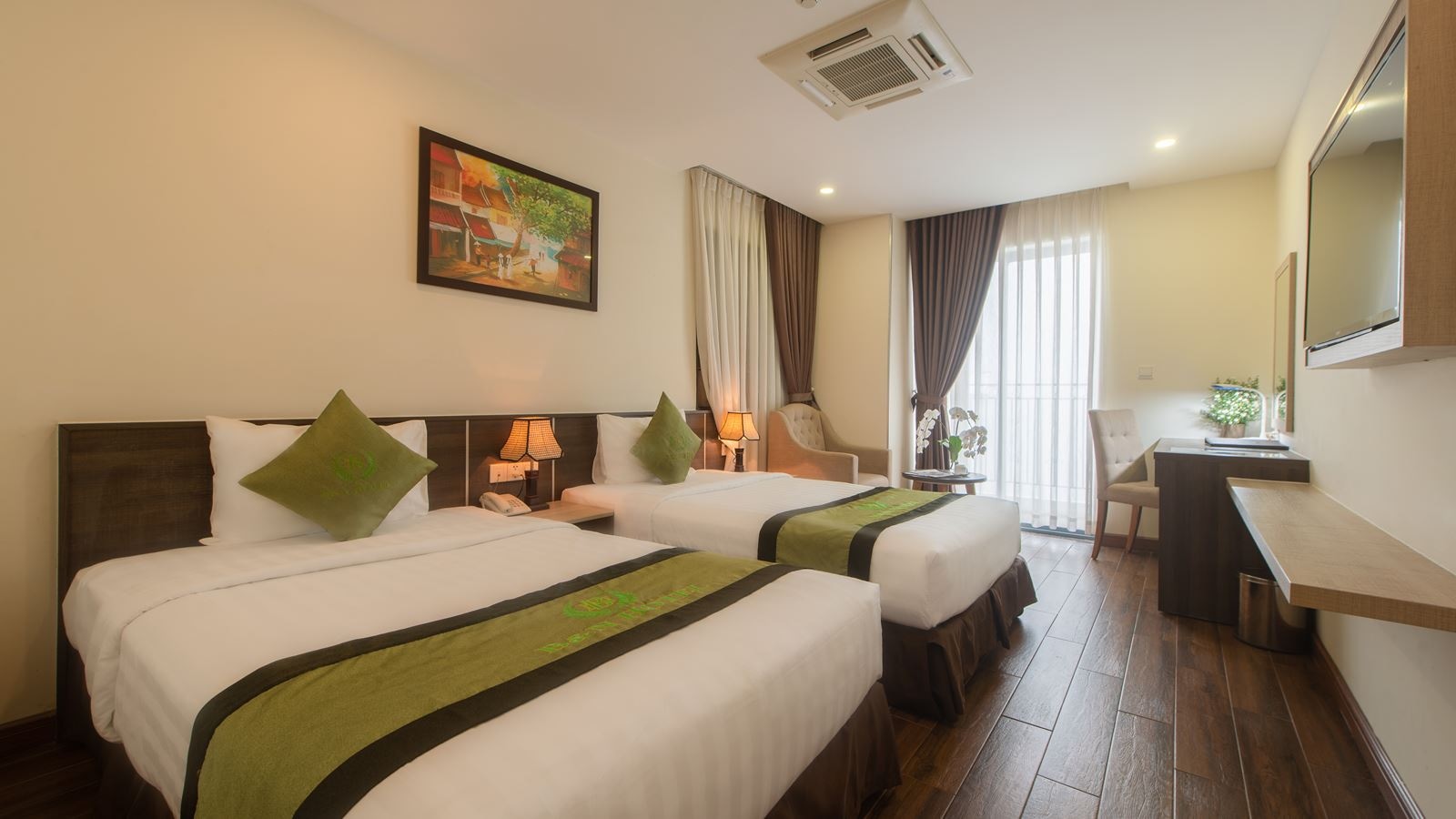 rooms-deluxe-with-balcony