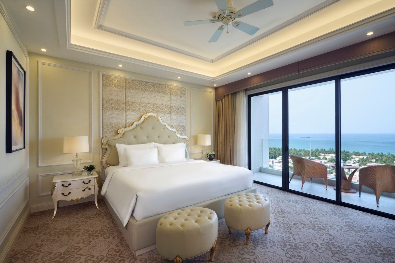 rooms-deluxe-suite-ocean-view-with-balcony-child-without-extra-bed