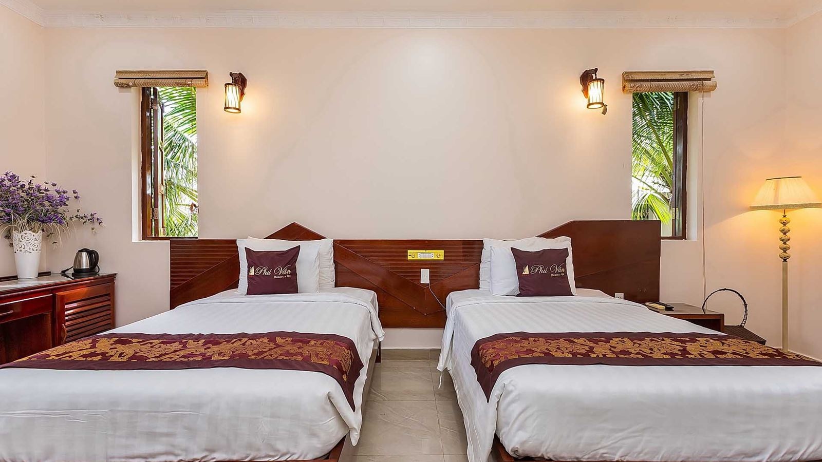 rooms-beach-bungalow-room