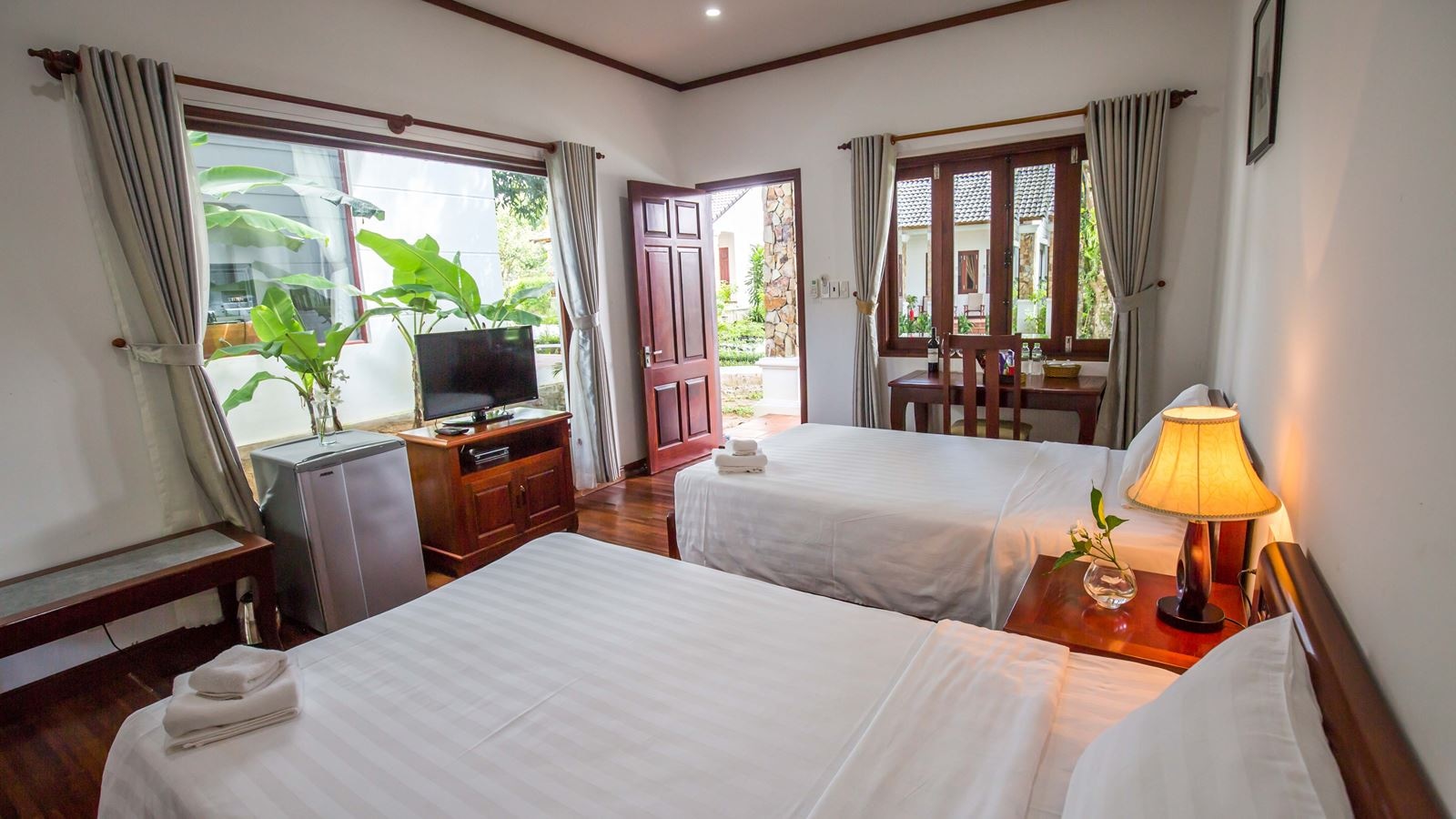 rooms-garden-retreat-twin