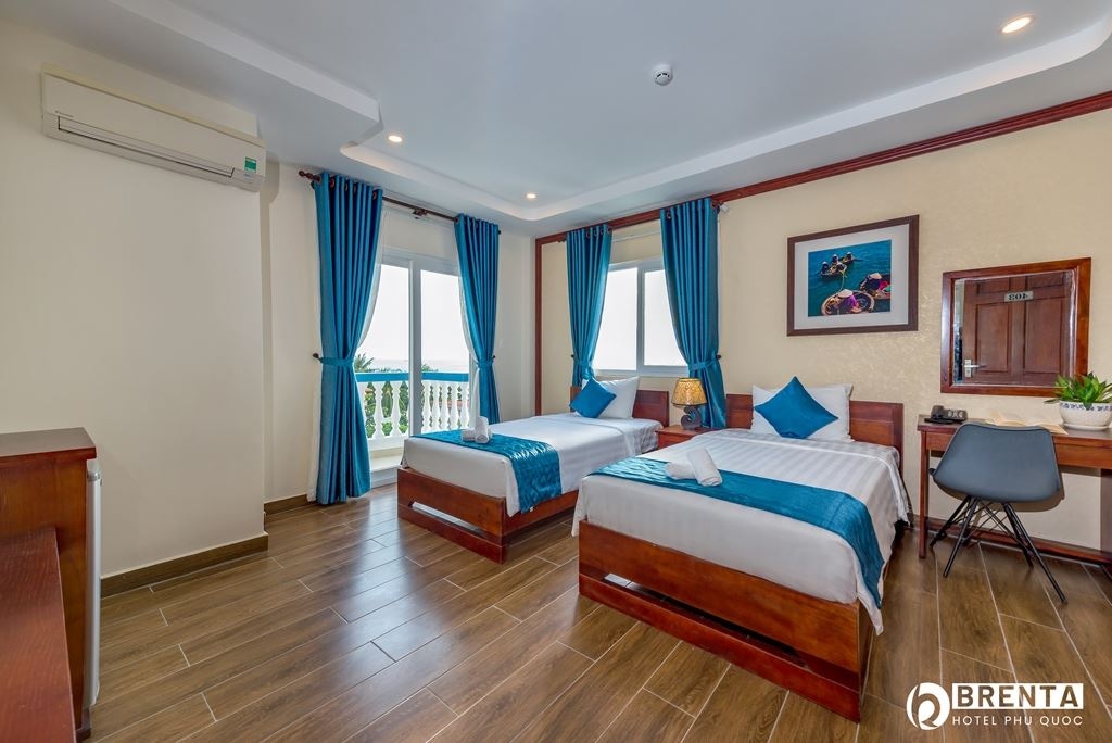 rooms-deluxe-double-balcony-child-without-extra-bed