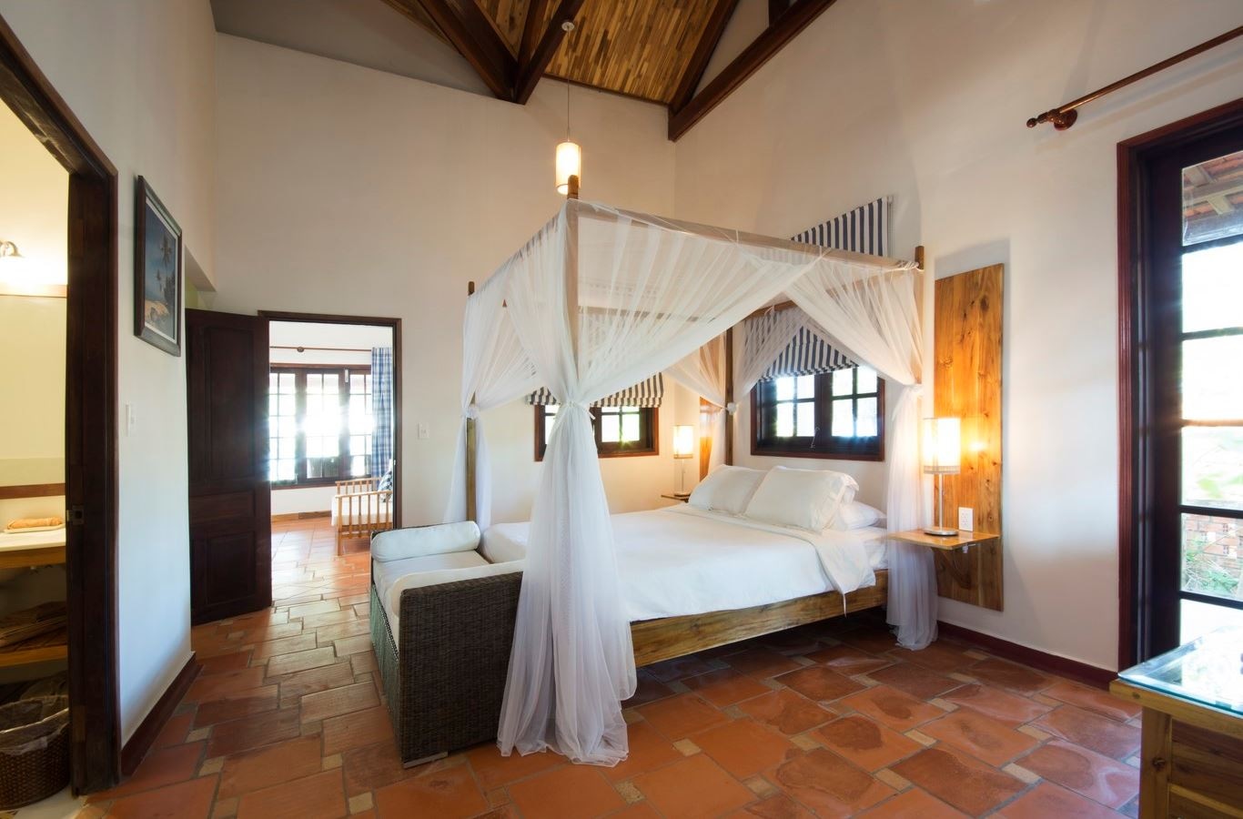 rooms-beach-house-family