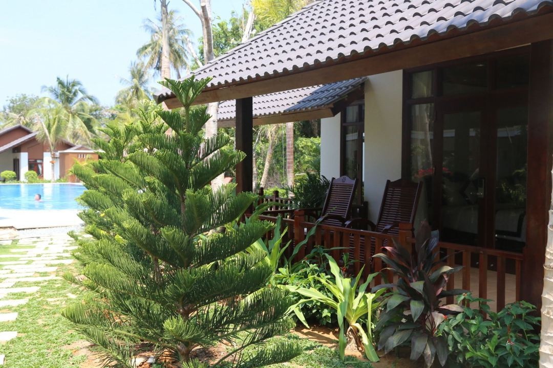 rooms-deluxe-garden-view-with-balcony