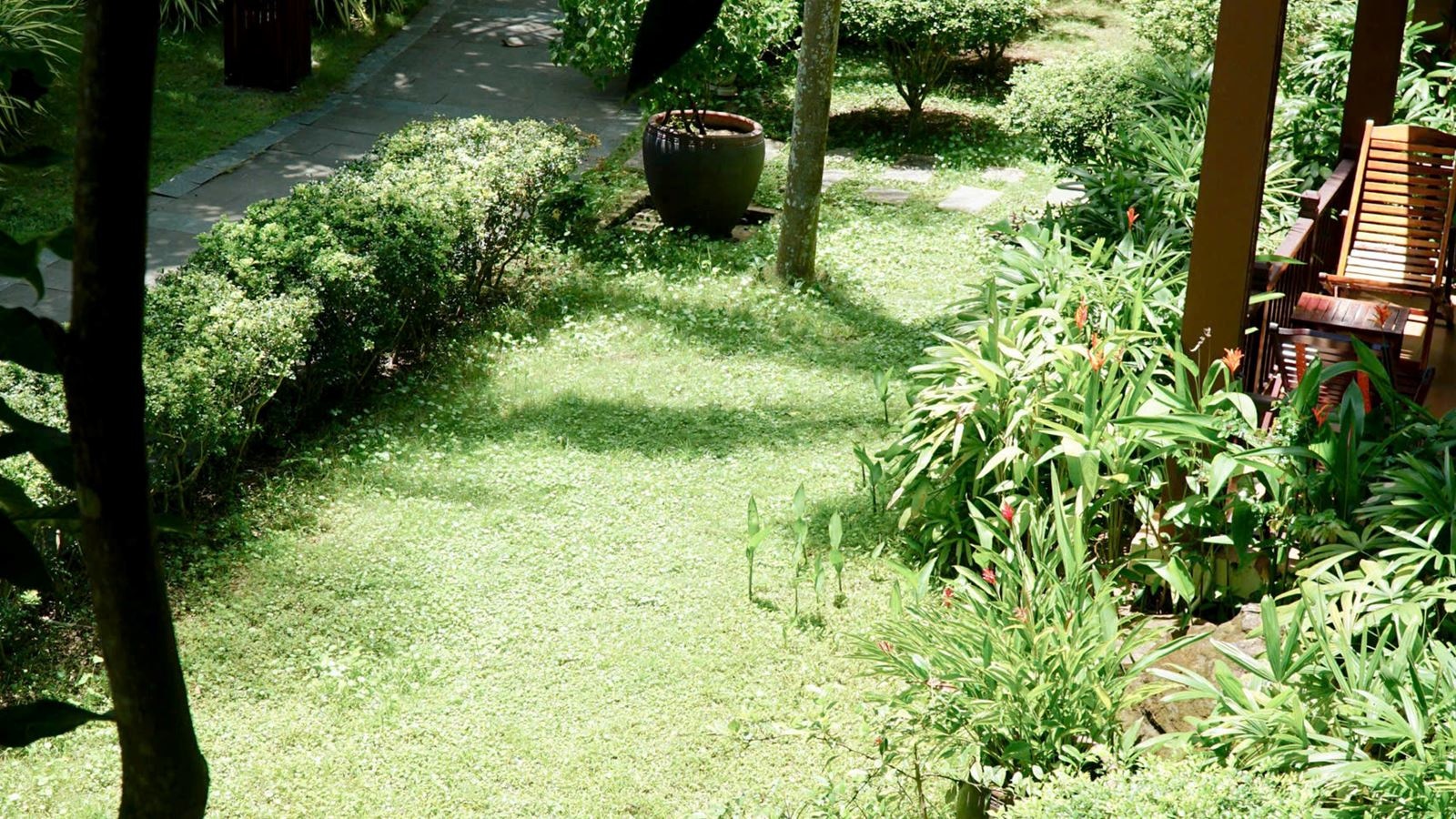 rooms-deluxe-garden-view-with-balcony-child-without-extra-bed