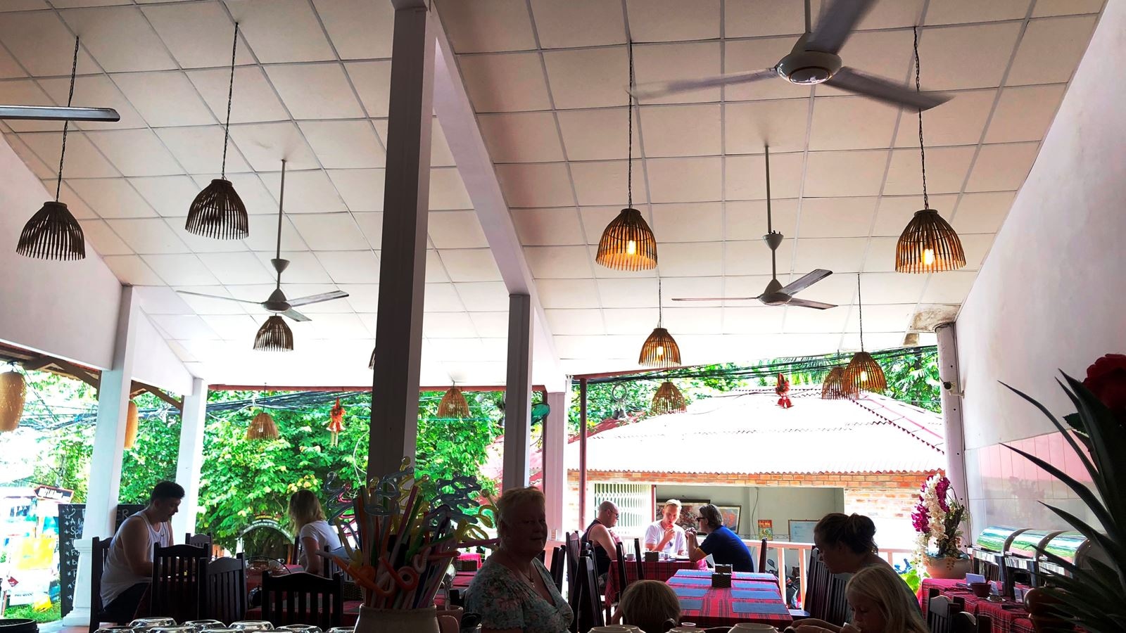 restaurants-terrace-restaurant