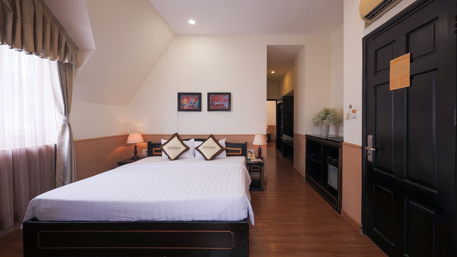 rooms-boulevard-family-ocean-view