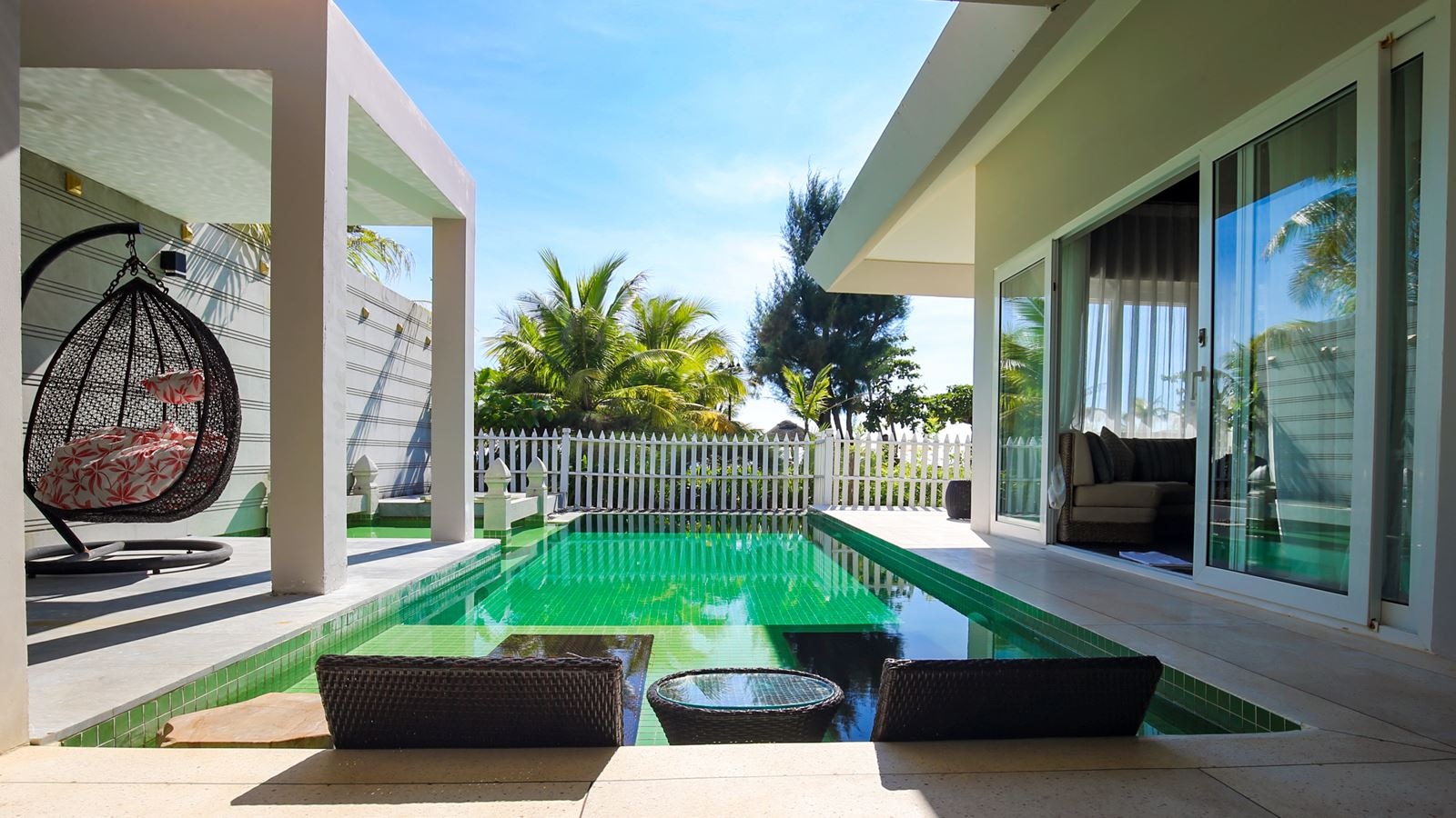 rooms-beachfront-villa