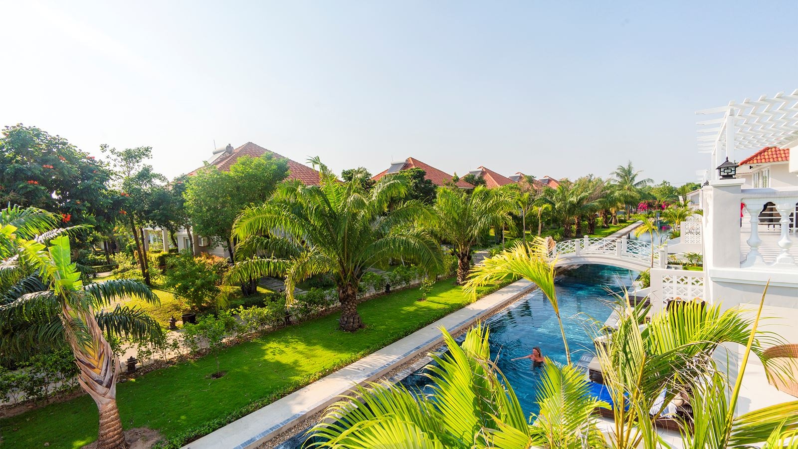 rooms-poolview-villa