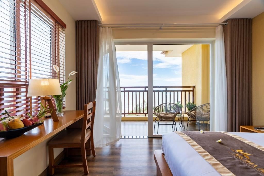 rooms-aroma-superior-sea-view-with-terrace-child-without-extra-bed