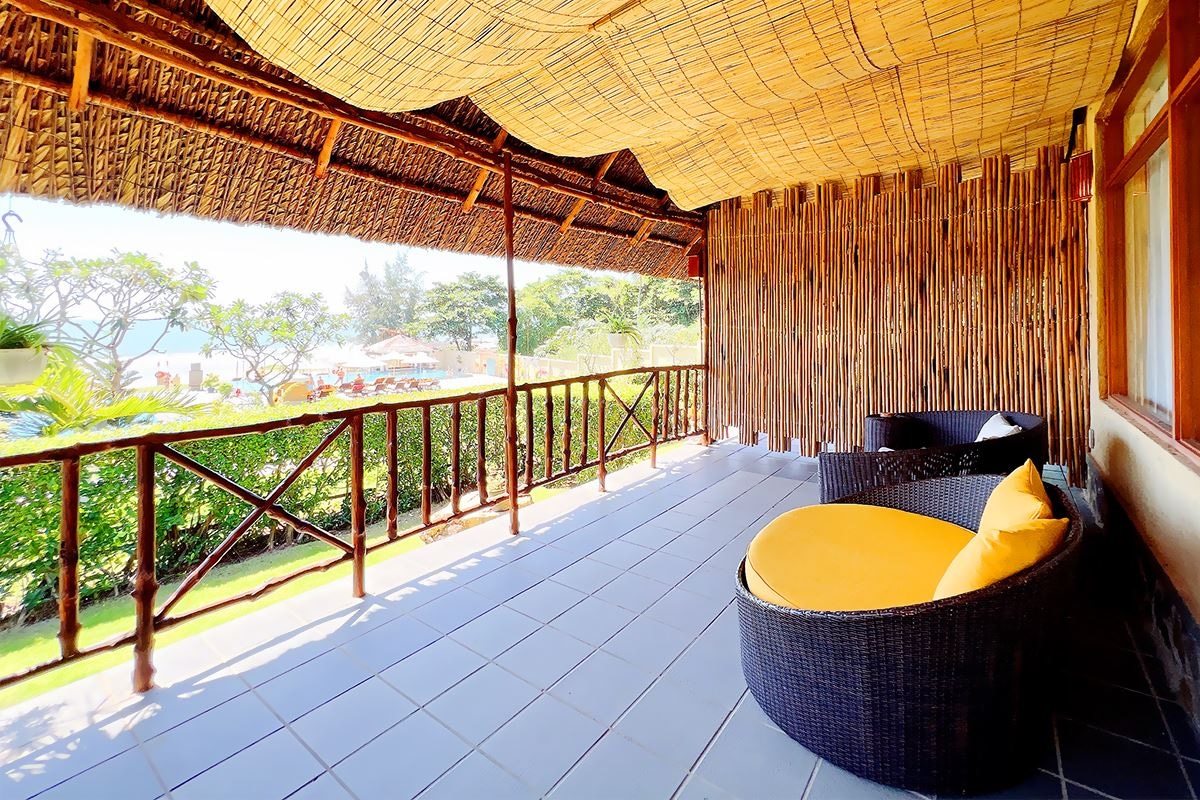 rooms-aroma-luxury-villa-with-jacuzzi-with-balcony-child-without-extra-bed