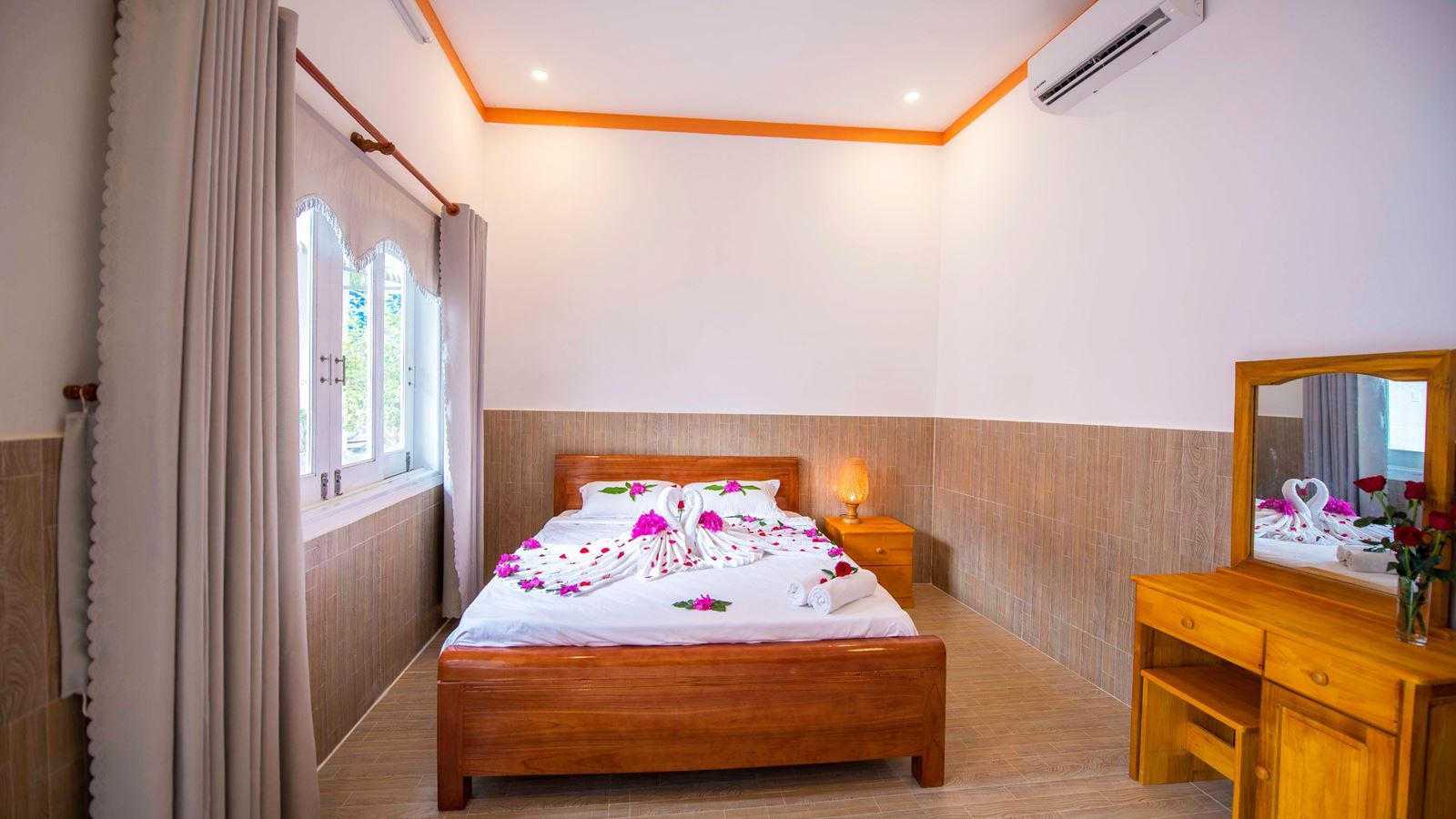 rooms-standard-double-bungalow-garden-view-with-balcony-child-without-extra-bed