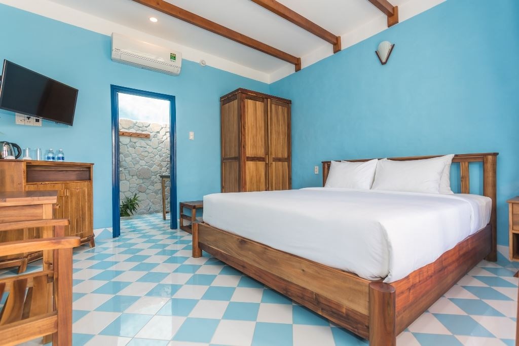 rooms-room-deluxe-double-or-twin